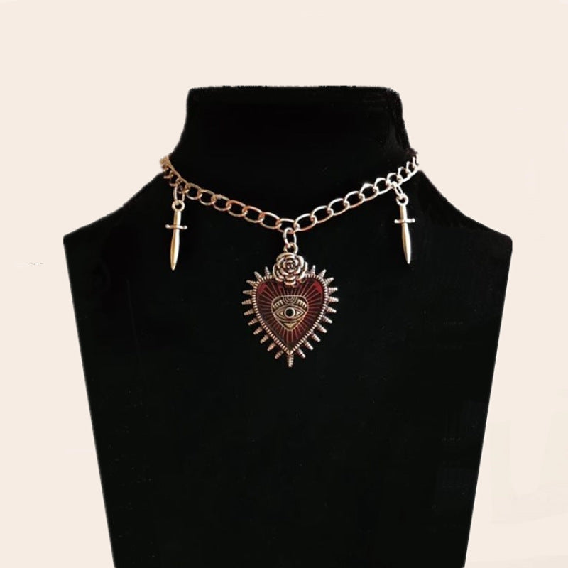 New Vintage Gothic Halloween Heart Ornament Necklace